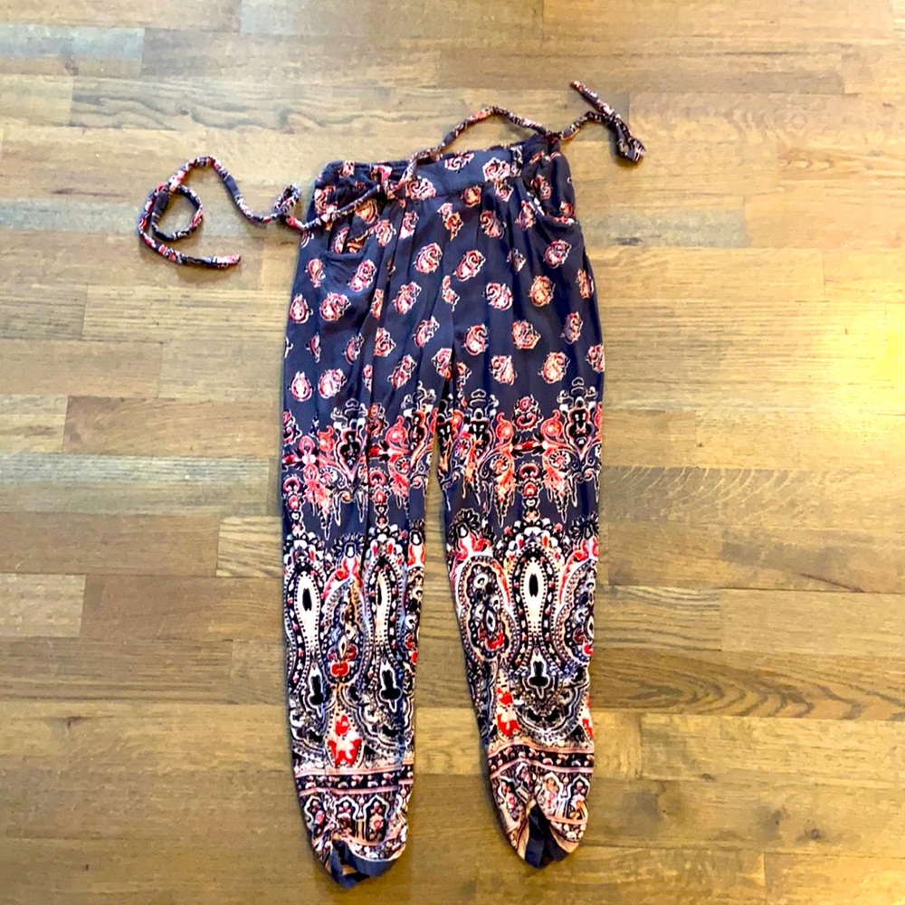 Ankle length printed pants
